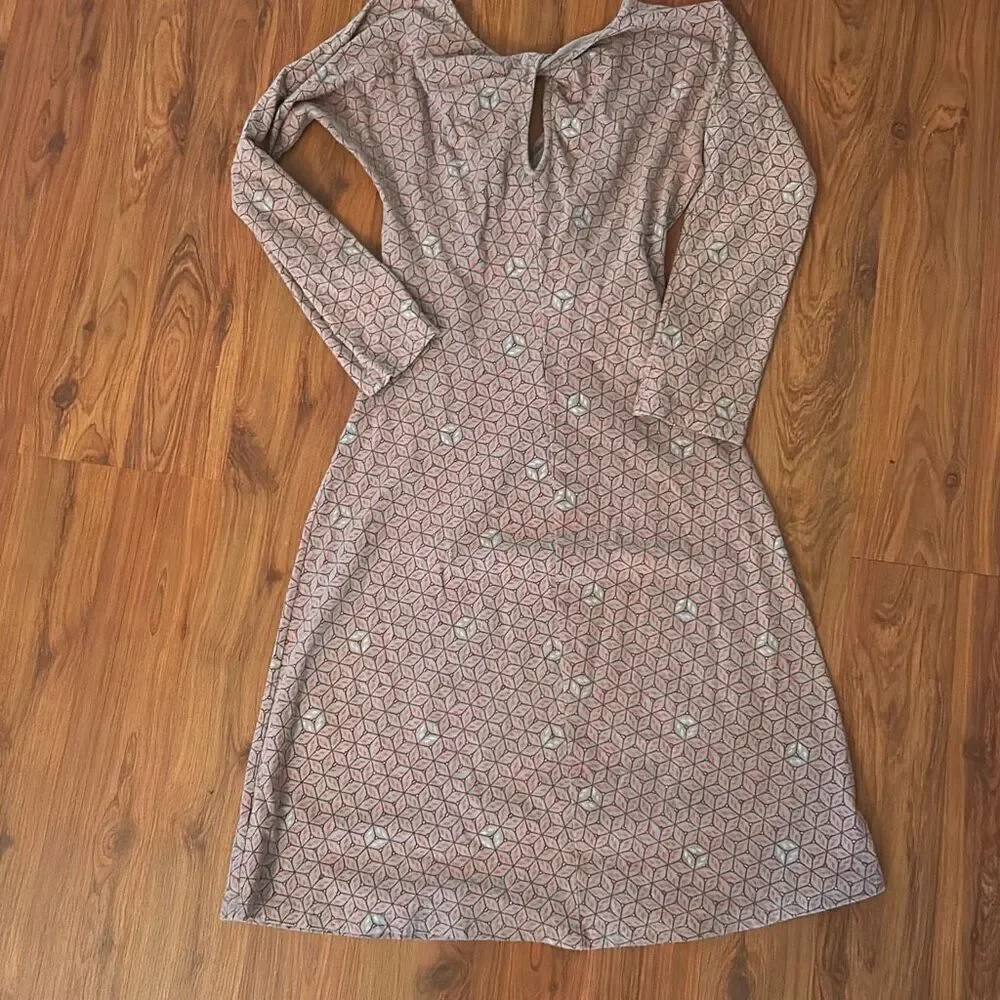 Patagonia gray pink